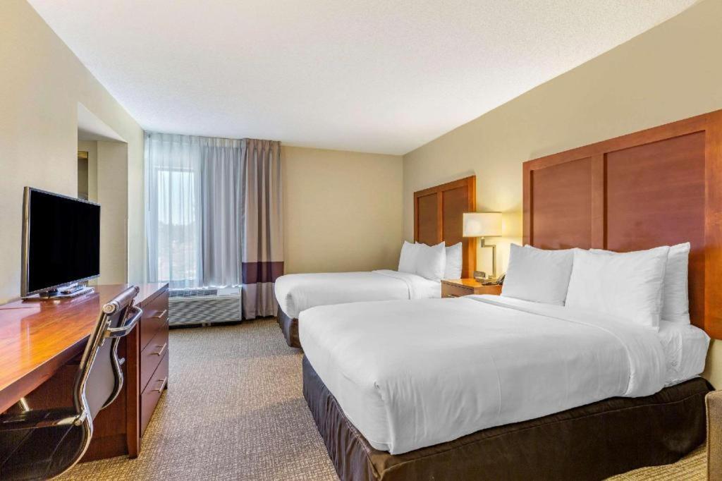 Comfort Inn Quantico Стафорд Екстериор снимка