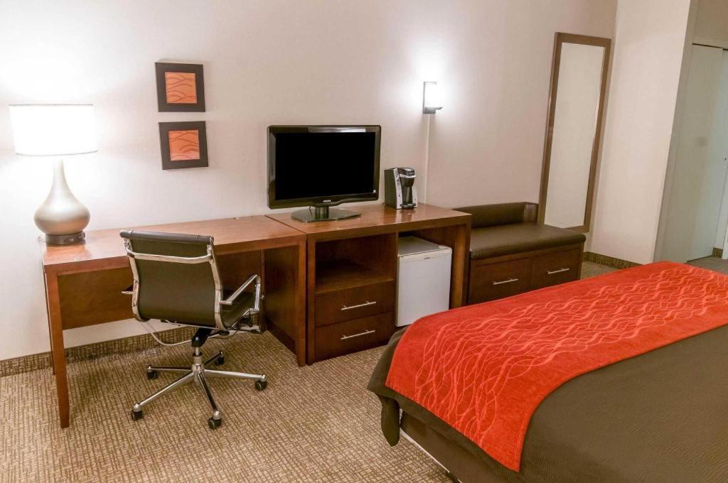 Comfort Inn Quantico Стафорд Екстериор снимка